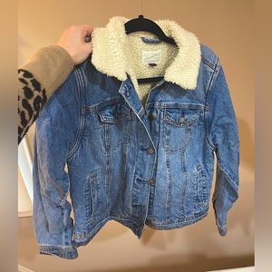 Sherpa Lined Denim Jacket - Universal Thread - Size Small